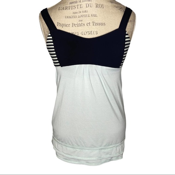 Lululemon Run: Back On Track Tank Mint Moment/Classic Stripe Mint Moment Size 4 - Picture 2 of 9